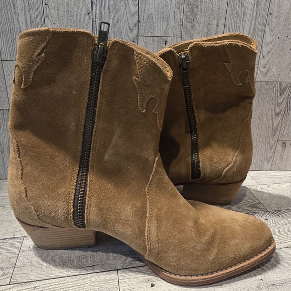 Free People Brown Suede Ankle made  Boots In India Size 37 - Picture 7 of 7